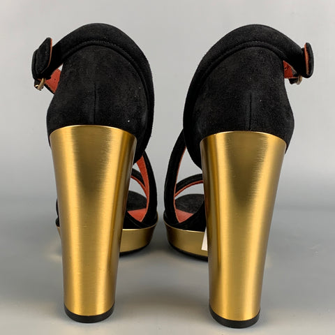 MARC by MARC JACOBS Talla 8 Zapatos de tacón de ante de cuero negro y dorado