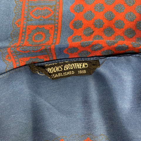 BROOKS BROTHERS Navy Red Print Silk Pocket Square