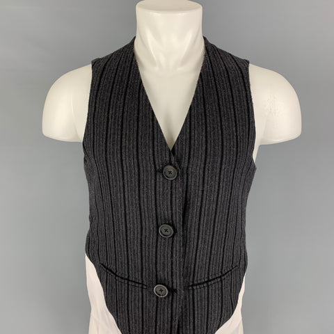 GEOFFREY B. SMALL pour L'ECLAIREUR Taille Unique Gris Blanc Rayé Gilet Asymétrique