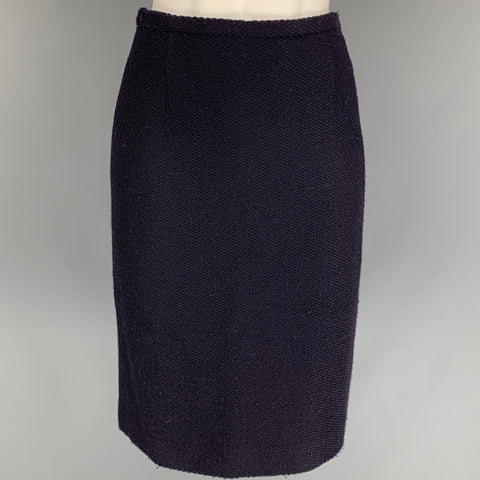 CAROLINA HERRERA Size 4 Black Boucle Below Knee Pencil Skirt