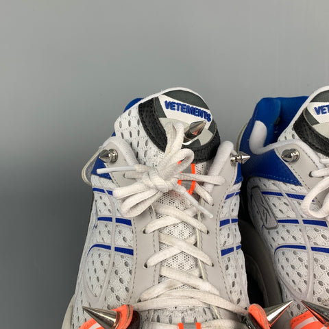 VETEMENTS x REEBOK Spike 400 Runner Talla 10 Zapatillas de deporte con cordones de malla blanca y azul