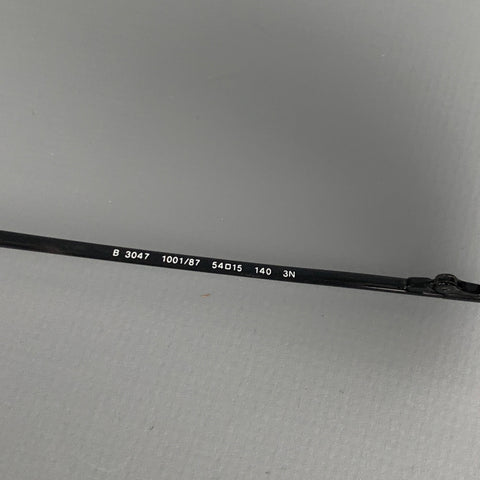 BURBERRY Lunettes de soleil aviateur en acétate noir rouge