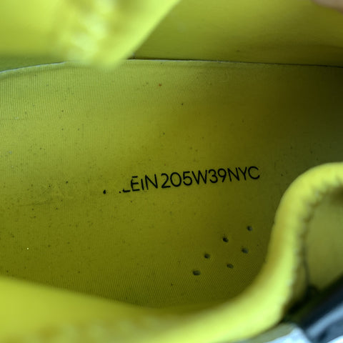 CALVIN KLEIN 205W39NYC Taille 9,5 Baskets Carlos 10 en matériaux mélangés gris et jaune