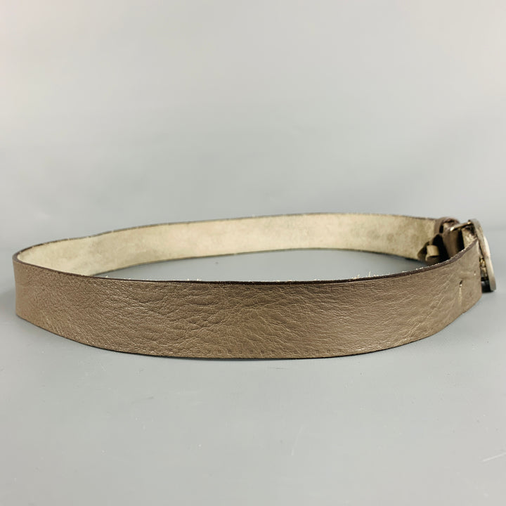 GUCCI Talla 38 Cinturón de cuero con monograma plateado gris