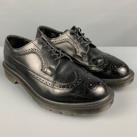 DR. MARTENS Size 8 Black Perforated Leather Wingtip Lace Up Shoes