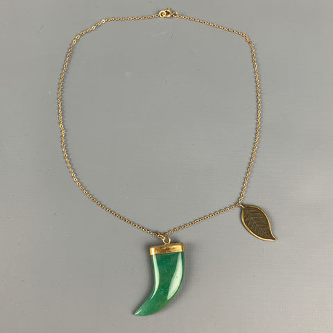 Collier VINTAGE Dent de Jade Vert Or 14K