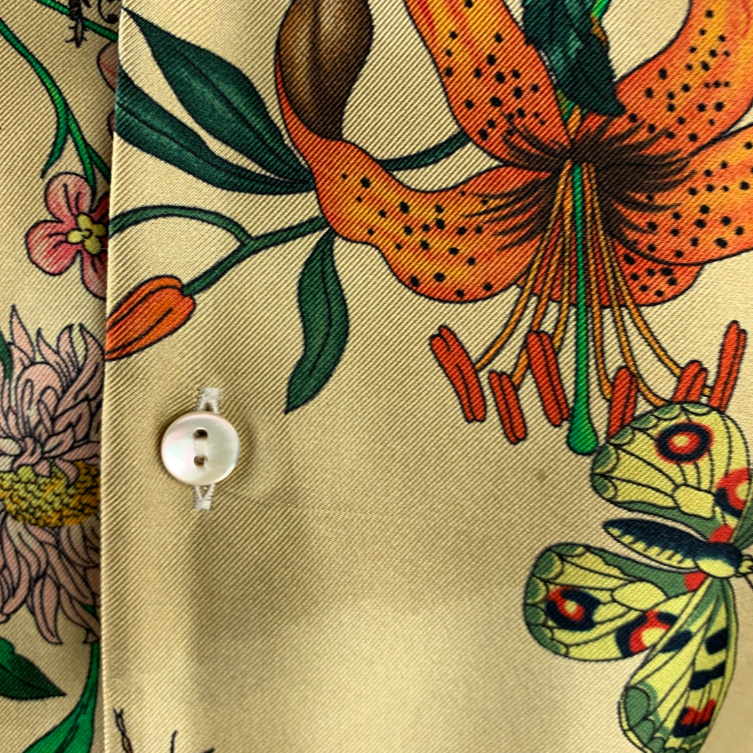 GUCCI Talla XXL Camisa de manga corta Campamento de seda con estampado multicolor beige