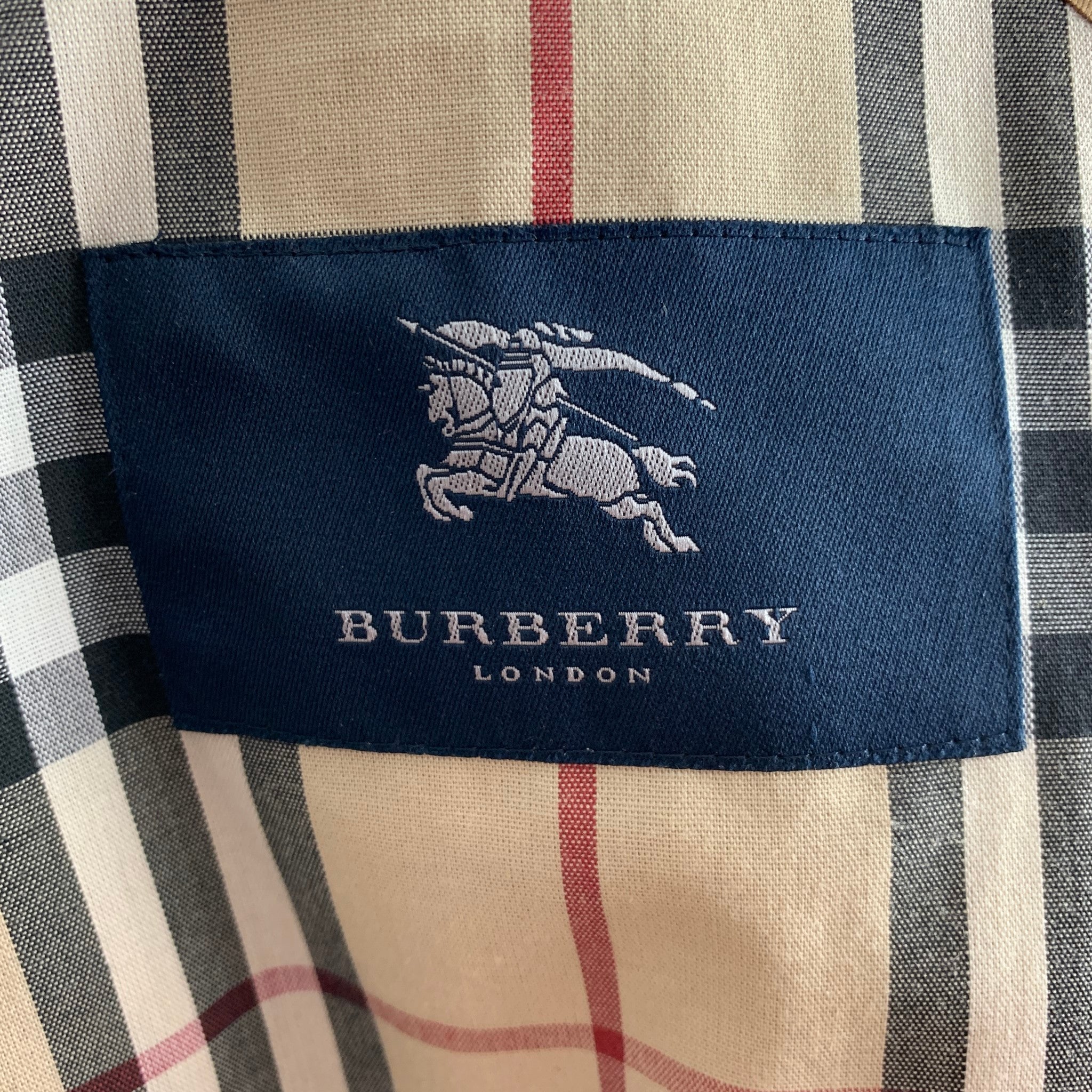 Burberry London popular Size Medium