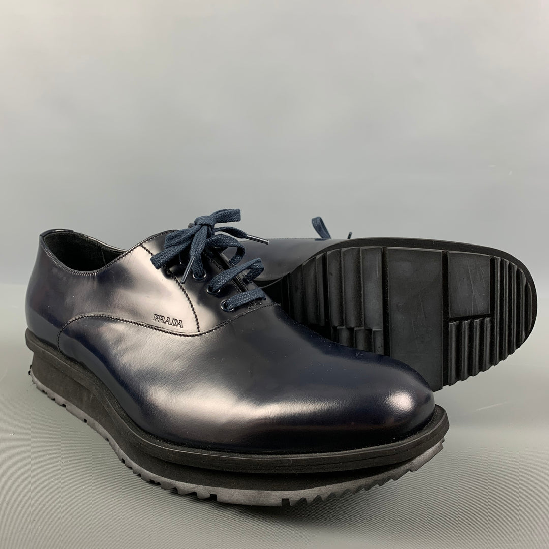PRADA Size 8.5 Navy Leather Lace Up Shoes