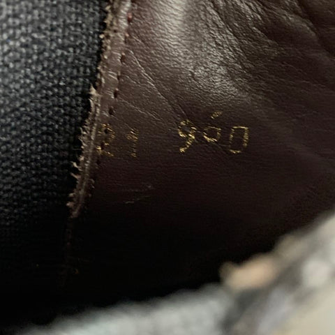 MEZLAN Size 8 Black Leather Chelsea Boots