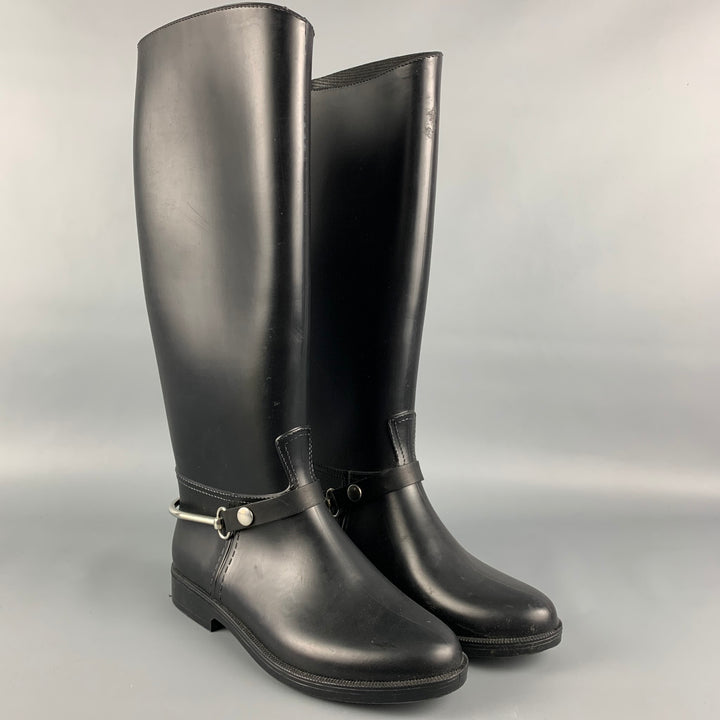 BARNEY'S NEW YORK Size 8 Black Rubber Boots