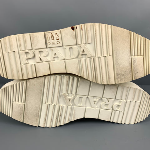 PRADA Taille 11 Chaussures à lacets en cuir jaune blanc