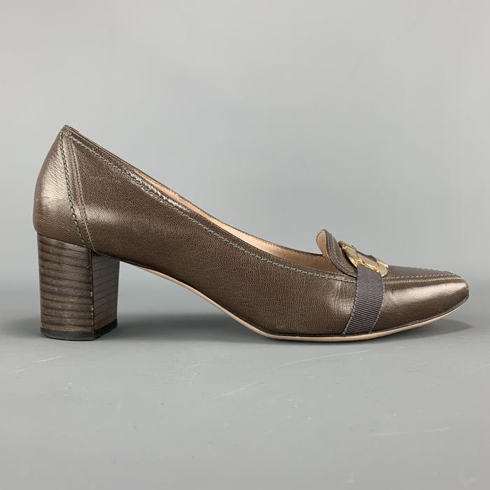SALVATORE FERRAGAMO Size 8.5 Taupe Leather Gold Tone Gancini Loafer Pumps