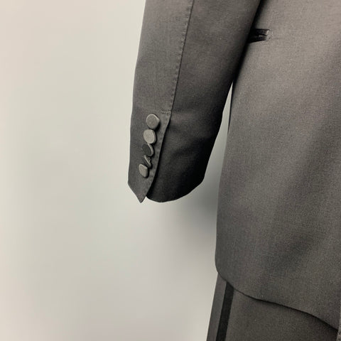 TOM FORD Size 40 Regular Black Wool / Mohair Peak Lapel Tuxedo Suit