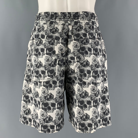 COMME des GARCONS HOMME PLUS Size S Grey Black Floral Cotton Bermuda Shorts