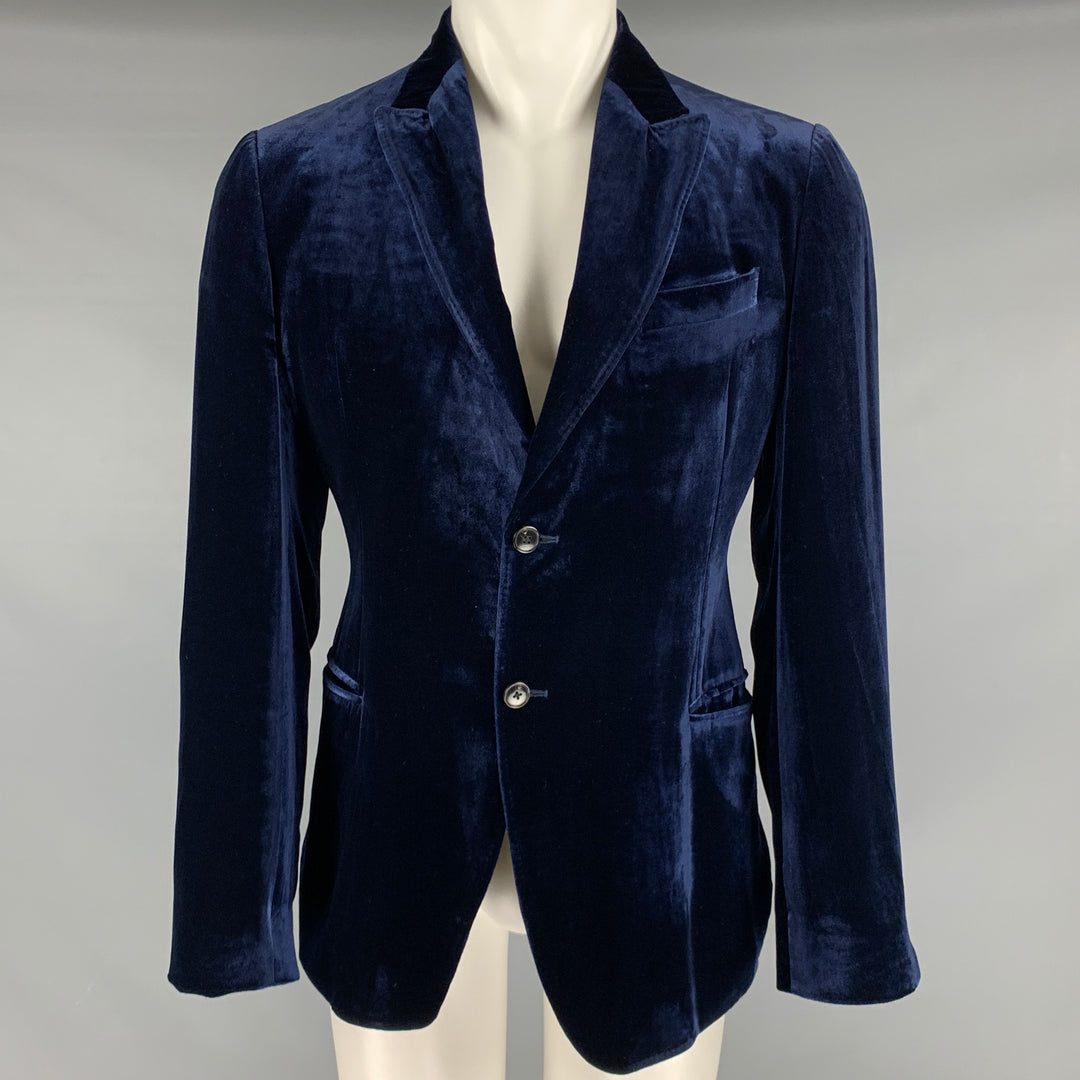 EMPORIO ARMANI Size 40 Navy Velvet Rayon Silk Peak Lapel Sport Coat
