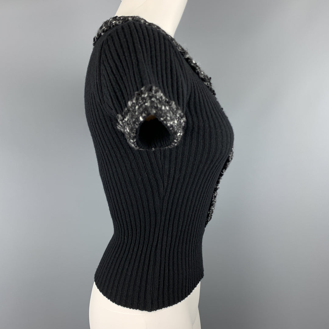 CAROLINA HERRERA Talla 6 Jersey con botones de manga corta y ribete gris en mezcla de lana negra