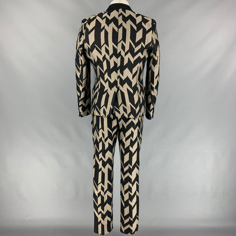 TOM REBL Size 40 Black & Gold Chevron Polyester Blend Peak Lapel Suit