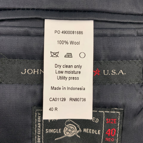 JOHN VARVATOS * U.S.A. Size 40 Navy Wool Notch Lapel Suit