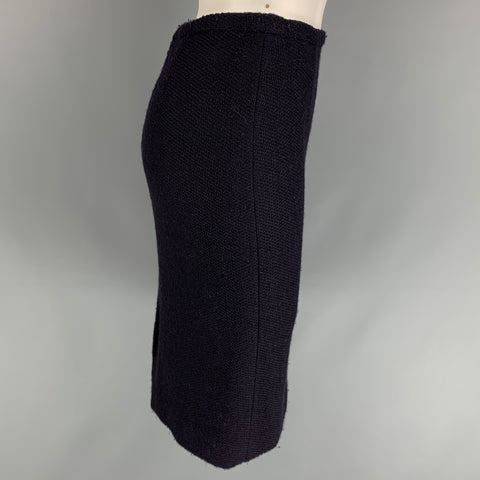 CAROLINA HERRERA Size 4 Black Boucle Below Knee Pencil Skirt