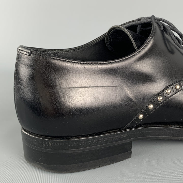 PRADA F/W 09 Talla 10.5 Zapatos con cordones y puntera de cuero con tachuelas en negro