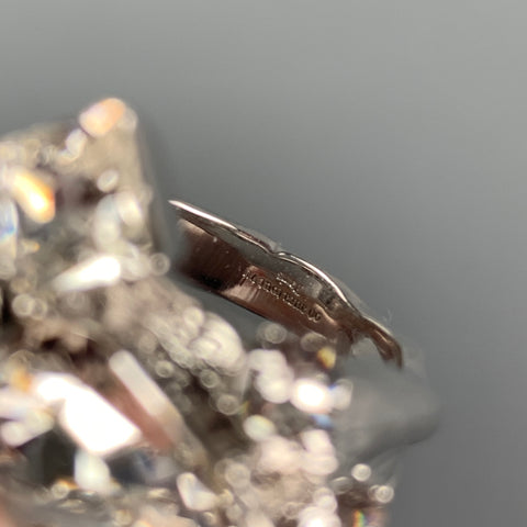 ON AURA TOUT VU PARIS Silver Tone Rhodium Plated Swarovski Crystal Ring
