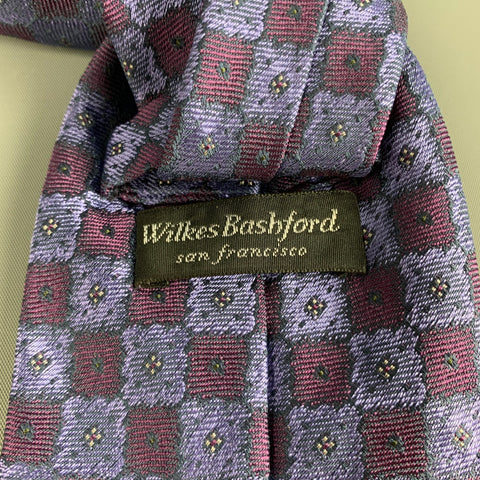 WILKES BASHFORD Corbata de seda cuadrada morada burdeos