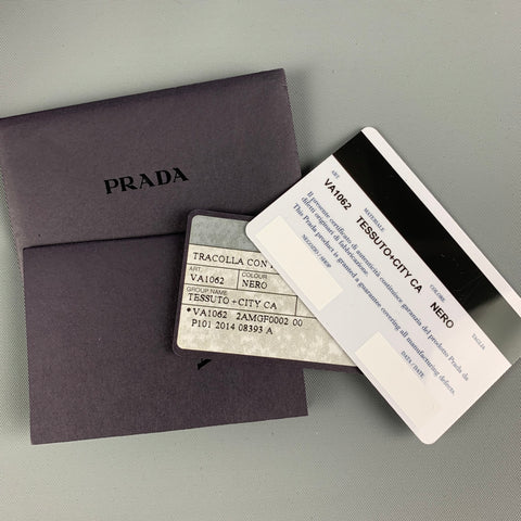 PRADA Sac bandoulière en nylon noir avec bordure en cuir