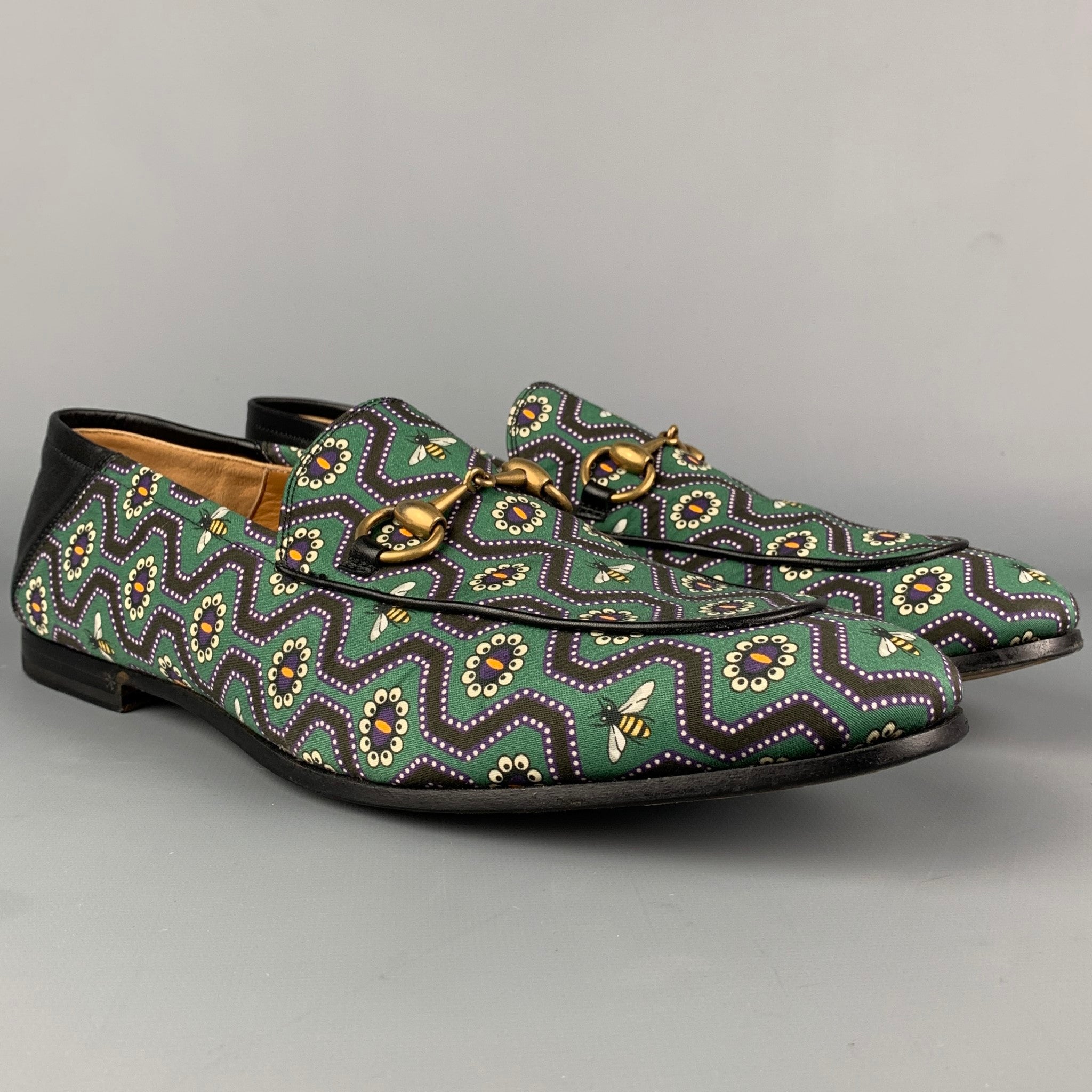 GUCCI Brixton Size 9 Green & Black Bee Print Canvas Slip On