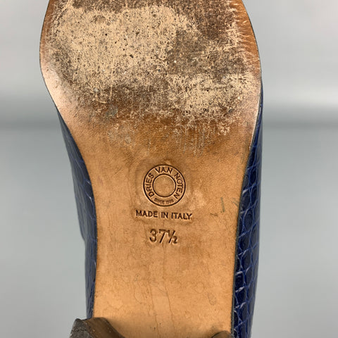 DRIES VAN NOTAN Talla 7.5 Botas sin cordones de cuero en relieve azul marino