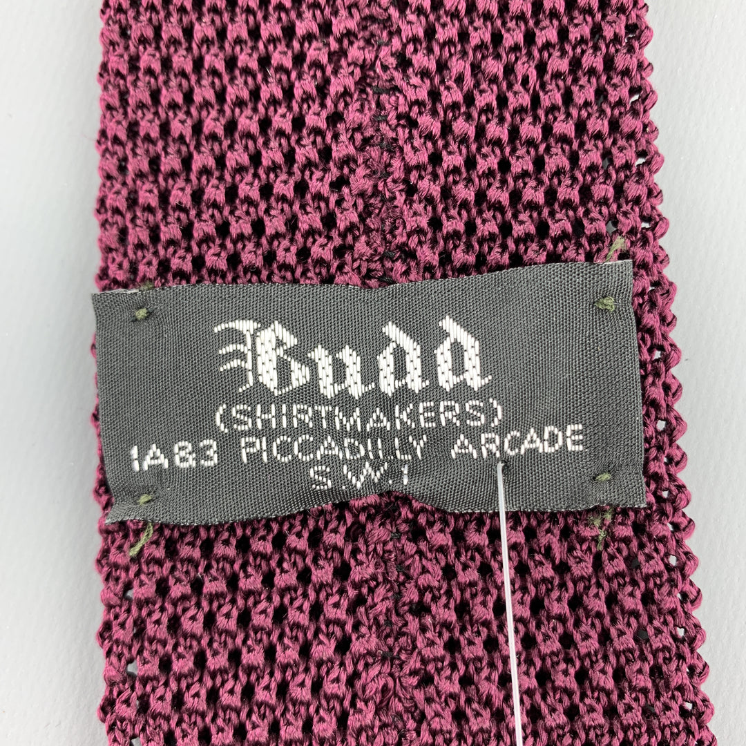 BUDD Raspberry Silk Textured Knit Tie