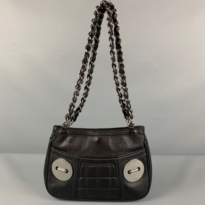Bolso de hombro de cuero negro CHANEL