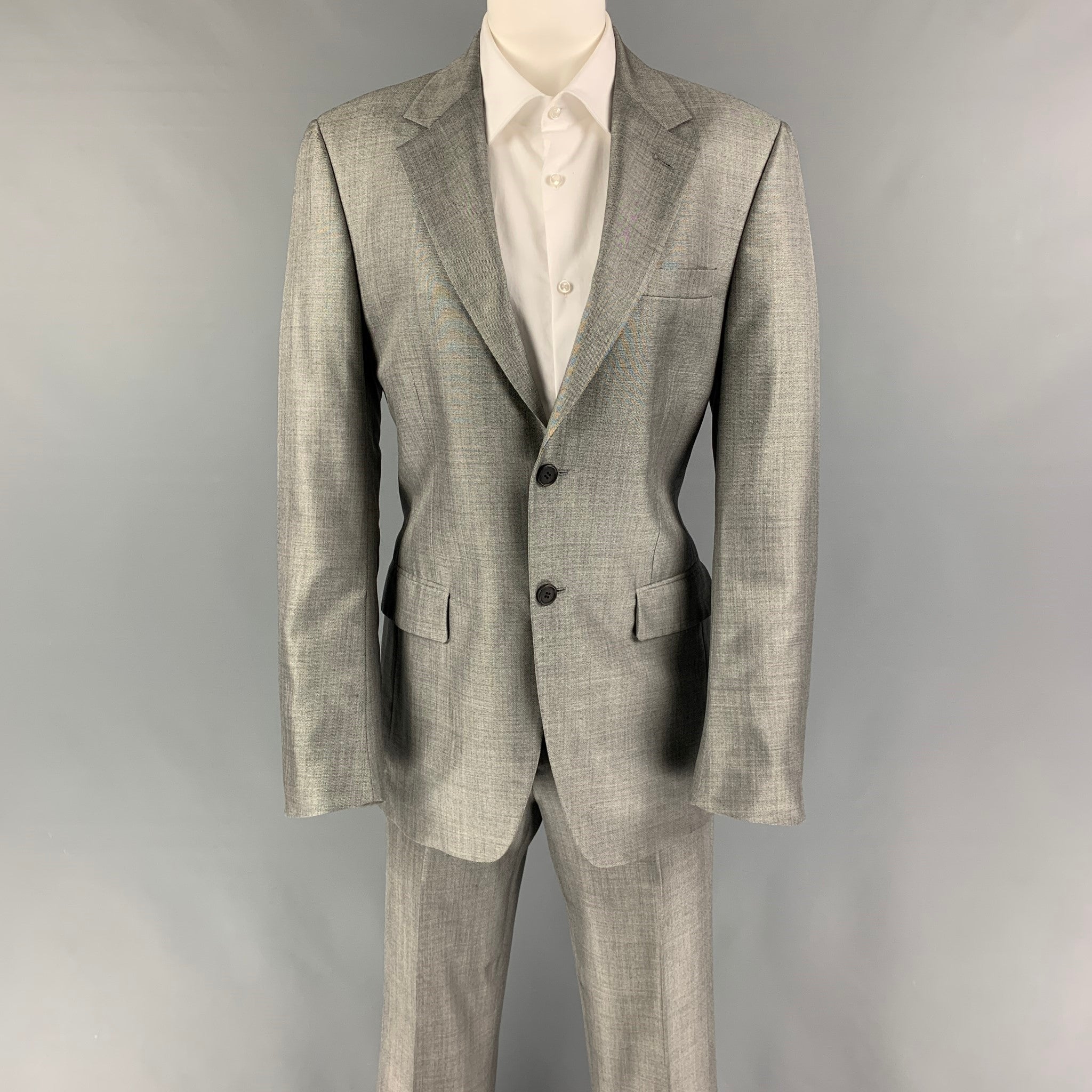 PRADA Size 36 Light Gray Wool Silk Notch Lapel Suit – Sui Generis