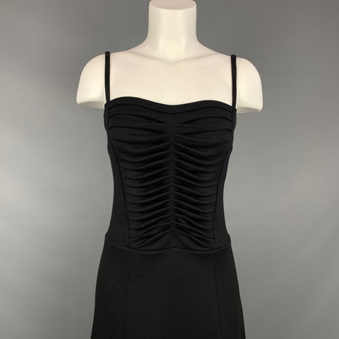 ISABELLA TONCHI Taille 4 Robe trapèze plissée en velours noir