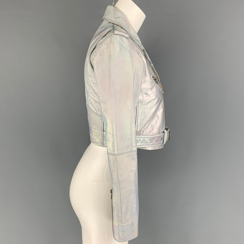 VEDA Chaqueta corta estilo motero de cuero metálico iridiscente plateado talla XS