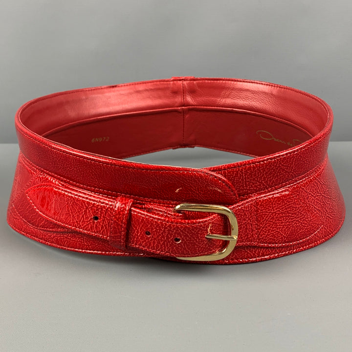OSCAR DE LA RENTA Waist Size M Red Leather Corset Belt