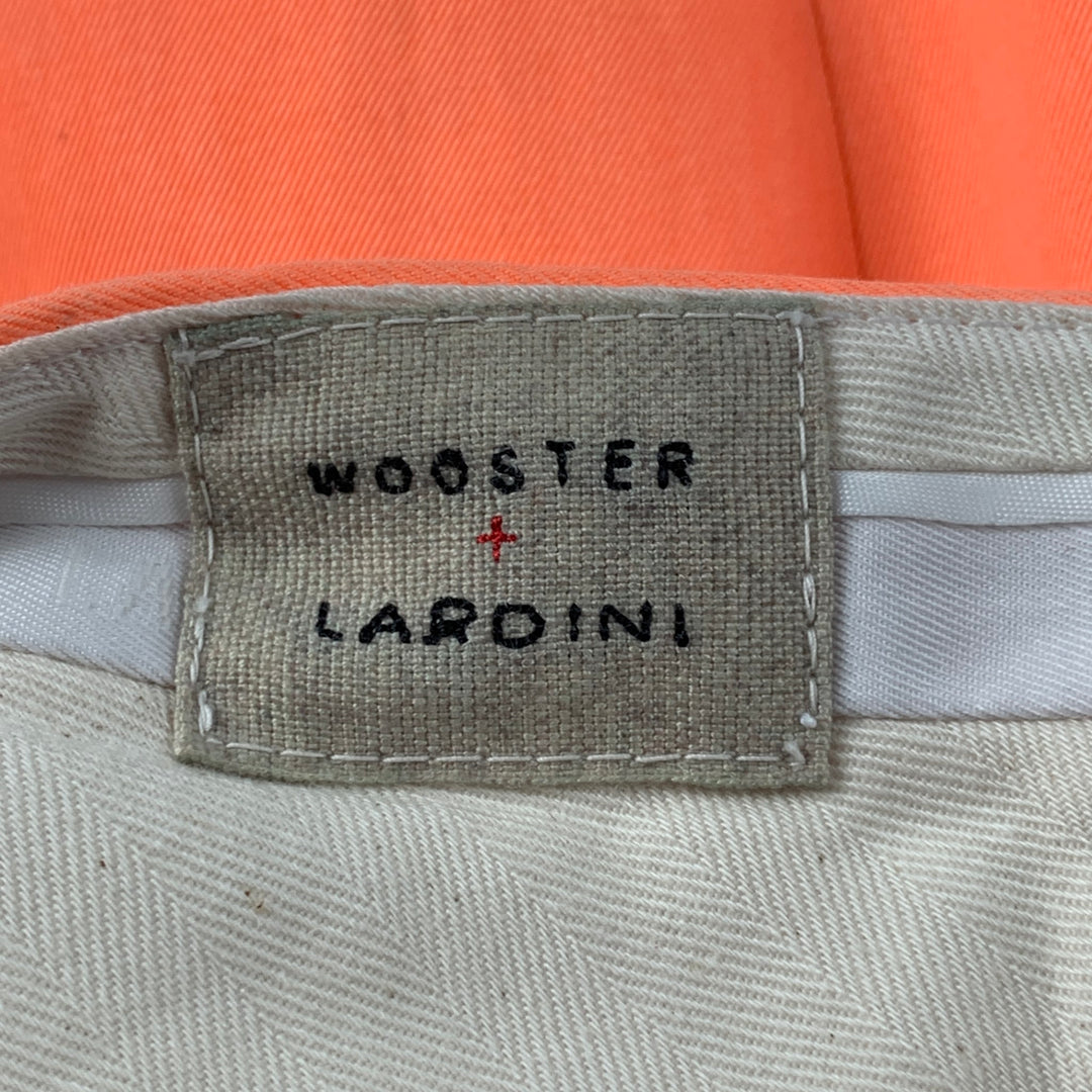 WOOSTER + LARDINI Size 34 Orange Cotton Button Fly Pleated Shorts