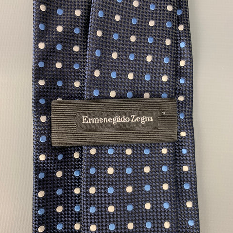 ERMENEGILDO ZEGNA Corbata de seda con lunares azul marino y blanco