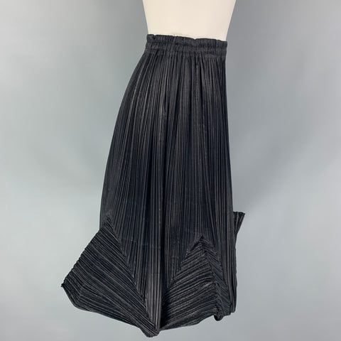 ISSEY MIYAKE Size S Black Polyester Silk Pleated Skirt