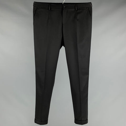 DOLCE &amp; GABBANA Taille 34 Pantalon de smoking en laine et soie uni noir