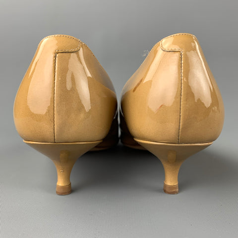 JIMMY CHOO Zapatos de salón con tacón de gatito en charol beige Talla 10