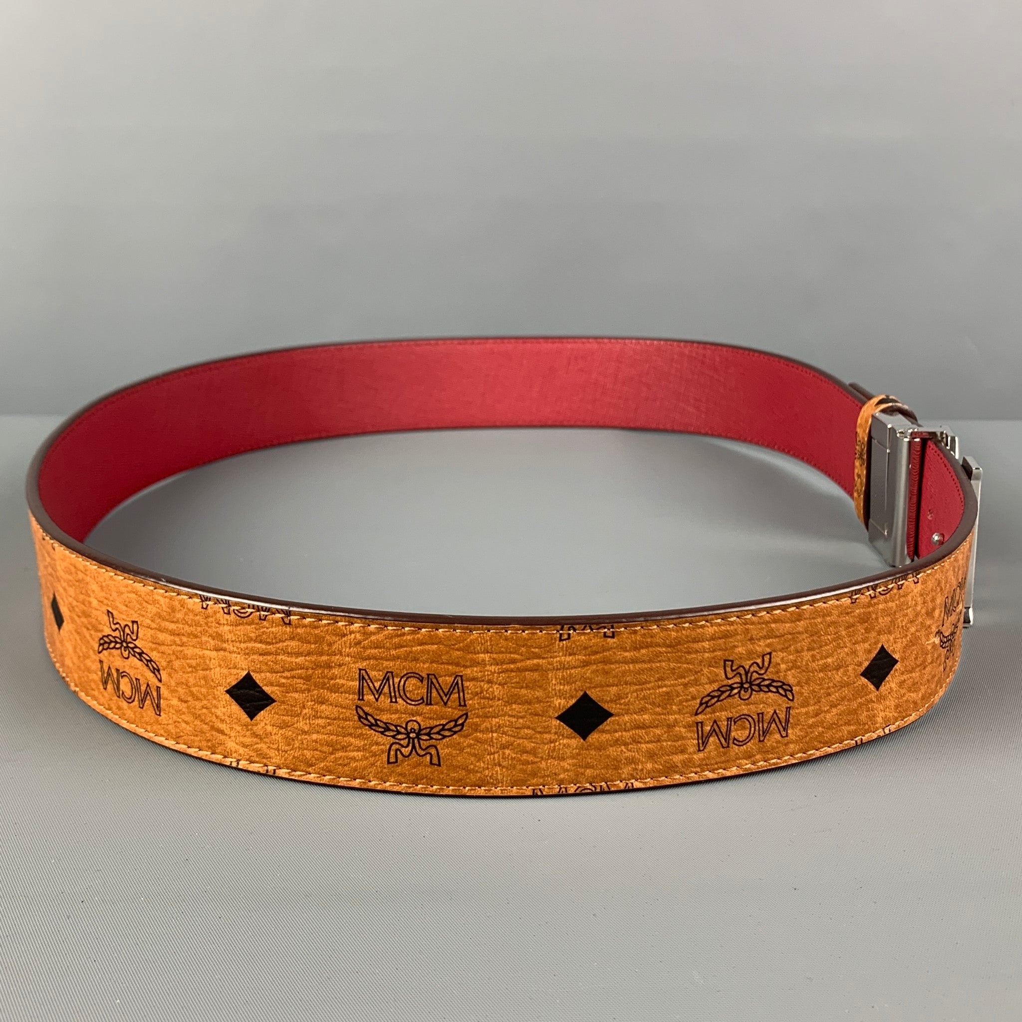 Burgundy 2025 mcm belt