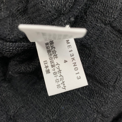 ISSEY MIYAKE Size M/L Charcoal Textured Crew-Neck Pullover