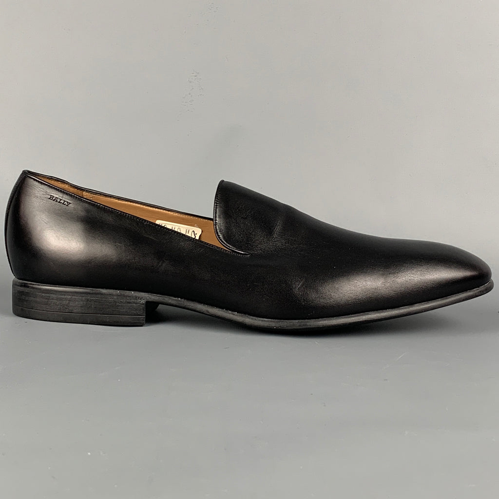 BALLY Size 11 Black Solid Leather Slip On Loafers – Sui Generis Designer  Consignment