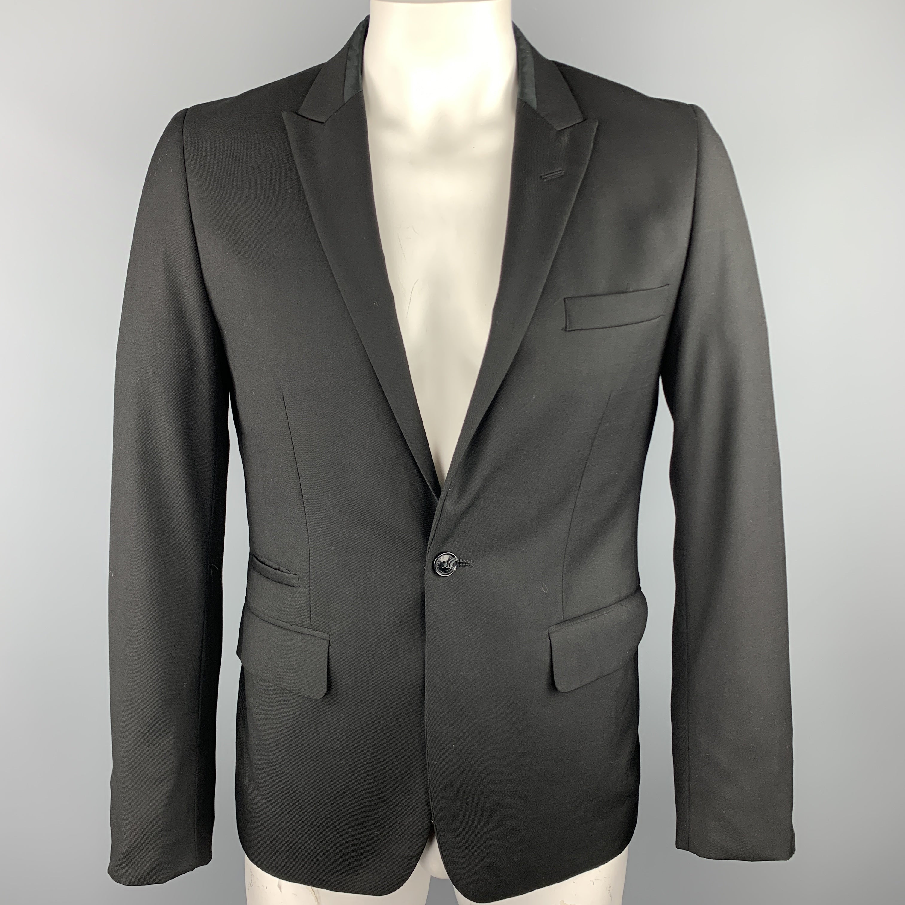 BEN SHERMAN Size L Black Solid Polyester Blend Peak Lapel Sport