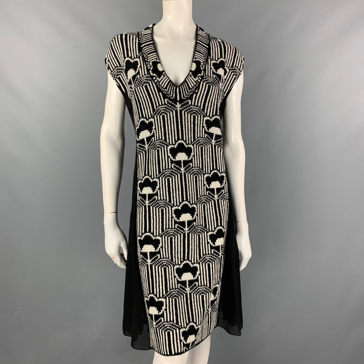 PRADA Fall '21 Size 2 Black & Off White Floral Crepe Wool / Silk Knitted V-Neck Dress