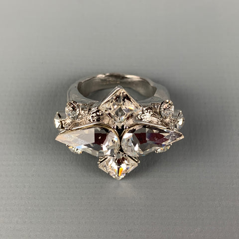 ON AURA TOUT VU PARIS Silver Tone Rhodium Plated Swarovski Crystal Ring