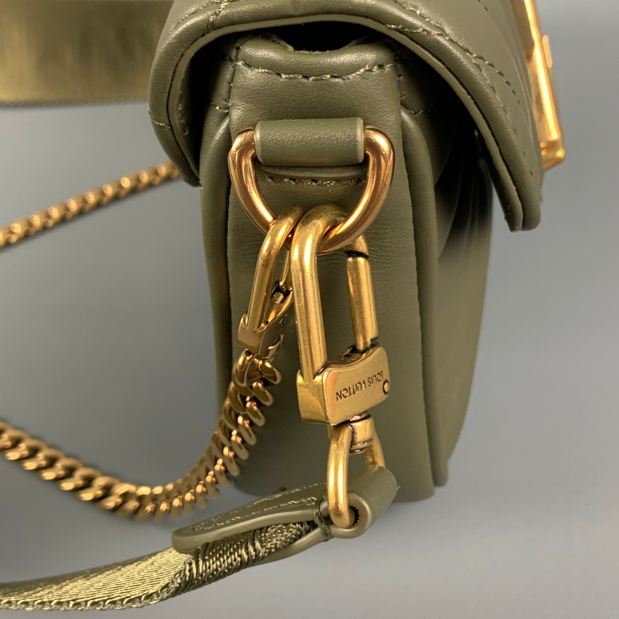 LOUIS VUITTON Olive Quilted Leather New Wave Multi Pochette