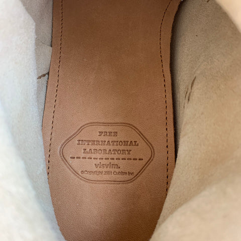 VISVIM Gila Talla 10 Zapatillas altas tipo mocasín de ante beige