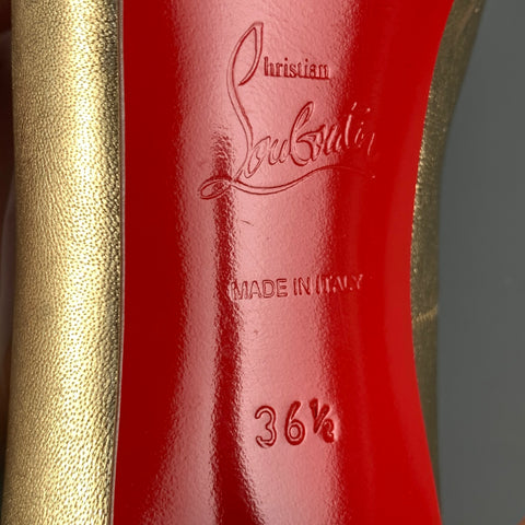 CHRISTIAN LOUBOUTIN Taille 6,5 Escarpins à bout ouvert en cuir doré
